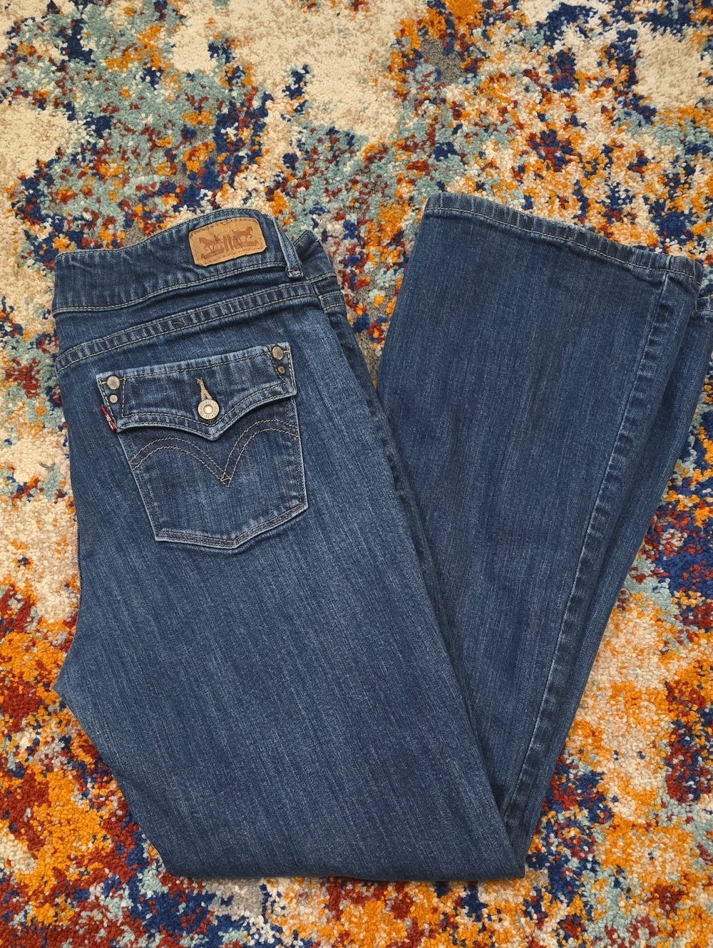 Levi's Women's 526 Slender Bootcut Jeans - Medium Wash - Size 31 x 30